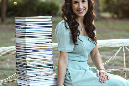 She’ll Turn Your Family’s History Into a Book